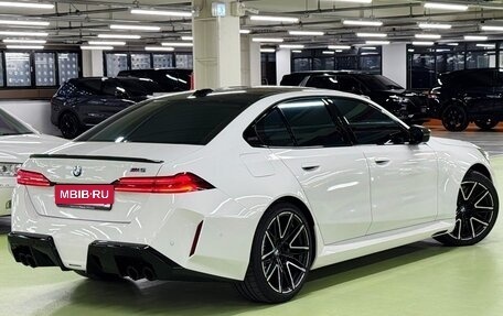 BMW M5, 2025 год, 15 945 123 рублей, 2 фотография