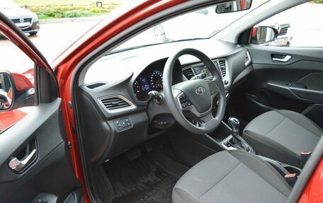 Hyundai Solaris II рестайлинг, 2021 год, 1 630 000 рублей, 12 фотография