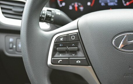 Hyundai Solaris II рестайлинг, 2021 год, 1 630 000 рублей, 24 фотография