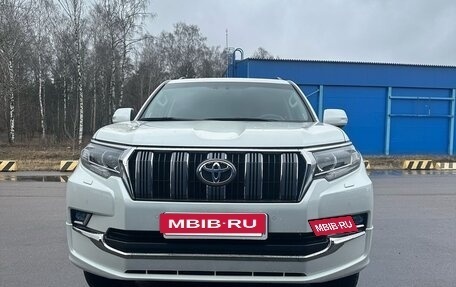 Toyota Land Cruiser Prado 150 рестайлинг 2, 2019 год, 5 800 000 рублей, 3 фотография