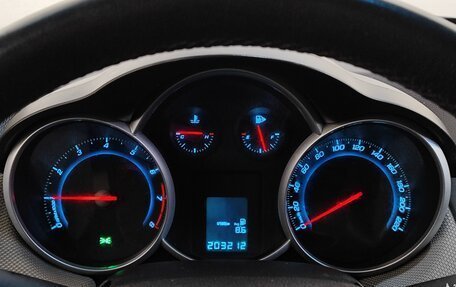 Chevrolet Cruze II, 2011 год, 789 000 рублей, 10 фотография