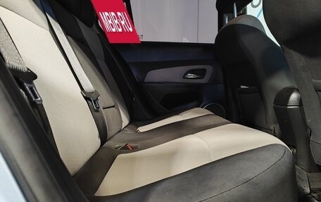 Chevrolet Cruze II, 2011 год, 789 000 рублей, 12 фотография