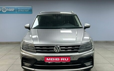 Volkswagen Tiguan II, 2019 год, 2 112 000 рублей, 2 фотография