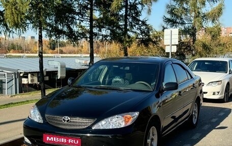 Toyota Camry V40, 2004 год, 780 000 рублей, 1 фотография