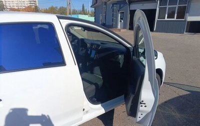Renault Logan II, 2019 год, 890 000 рублей, 1 фотография