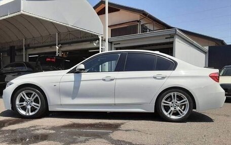 BMW 3 серия, 2019 год, 1 533 000 рублей, 3 фотография