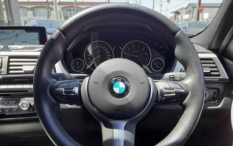 BMW 3 серия, 2019 год, 1 533 000 рублей, 8 фотография