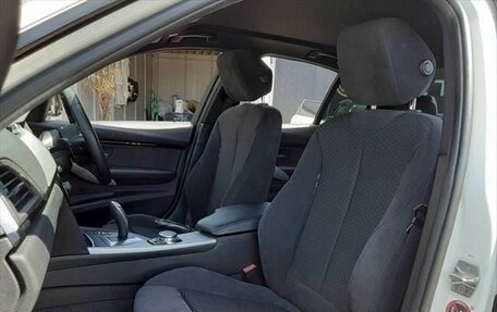 BMW 3 серия, 2019 год, 1 533 000 рублей, 11 фотография