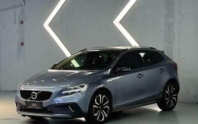Volvo V40 Cross Country I, 2017 год, 1 591 777 рублей, 1 фотография