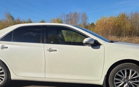 Toyota Camry, 2017 год, 2 100 000 рублей, 3 фотография