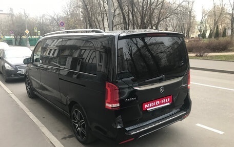 Mercedes-Benz V-Класс, 2021 год, 7 200 000 рублей, 2 фотография