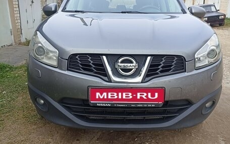 Nissan Qashqai, 2011 год, 880 000 рублей, 1 фотография