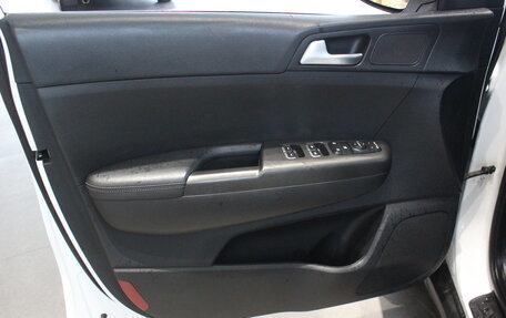 KIA Sportage IV рестайлинг, 2021 год, 2 278 000 рублей, 6 фотография