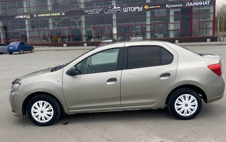Renault Logan II, 2015 год, 555 000 рублей, 1 фотография