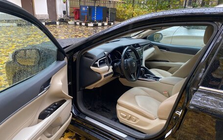 Toyota Camry, 2020 год, 3 200 000 рублей, 4 фотография