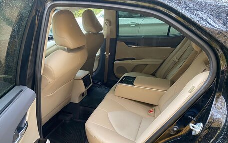 Toyota Camry, 2020 год, 3 200 000 рублей, 5 фотография