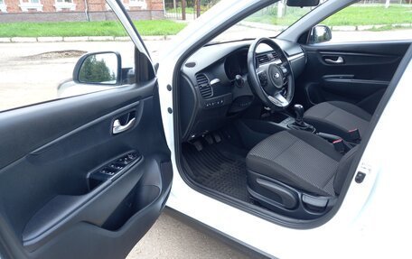 KIA Rio IV, 2020 год, 1 499 000 рублей, 9 фотография