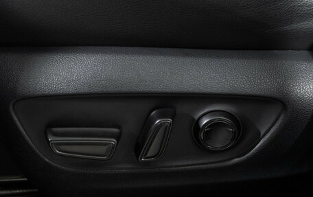 Toyota RAV4, 2019 год, 3 355 000 рублей, 15 фотография