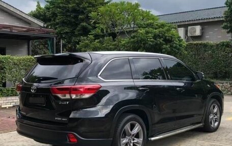 Toyota Highlander III, 2021 год, 2 949 001 рублей, 8 фотография