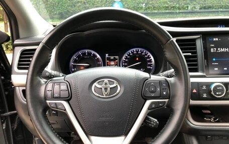 Toyota Highlander III, 2021 год, 2 949 001 рублей, 12 фотография