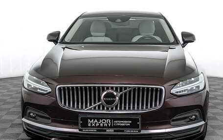 Volvo S90 II рестайлинг, 2021 год, 3 275 000 рублей, 2 фотография