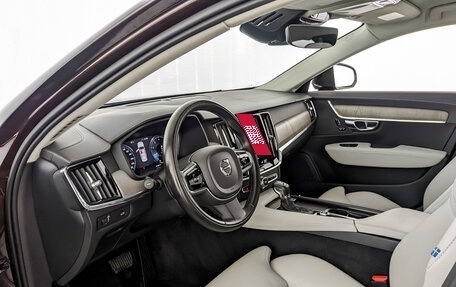 Volvo S90 II рестайлинг, 2021 год, 3 275 000 рублей, 16 фотография