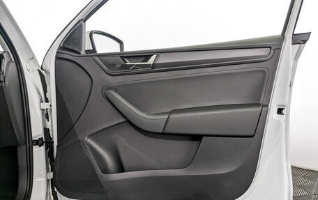 Skoda Rapid II, 2021 год, 1 675 000 рублей, 24 фотография