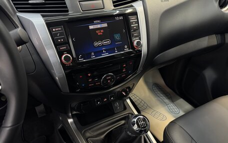 Nissan Navara (Frontier), 2024 год, 4 200 000 рублей, 13 фотография