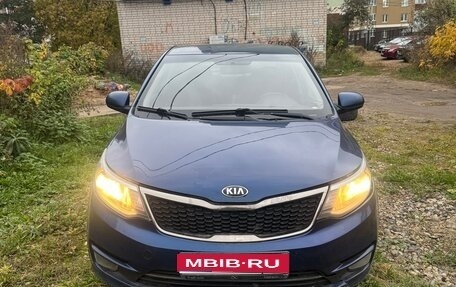 KIA Rio III рестайлинг, 2016 год, 580 000 рублей, 1 фотография