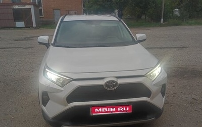 Toyota RAV4, 2020 год, 3 200 000 рублей, 1 фотография