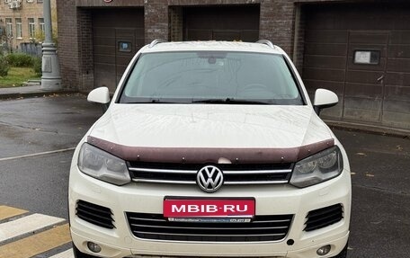 Volkswagen Touareg III, 2010 год, 1 299 999 рублей, 1 фотография