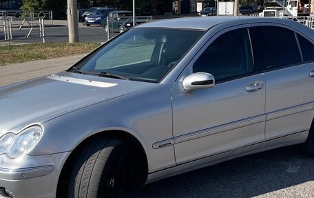Mercedes-Benz C-Класс, 2001 год, 530 000 рублей, 1 фотография