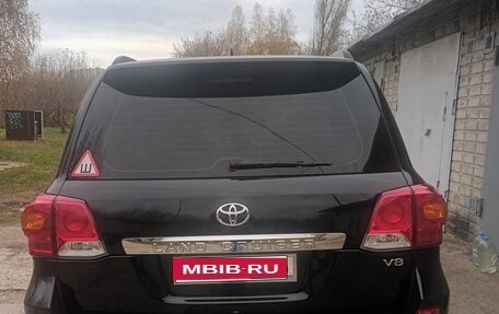 Toyota Land Cruiser 200, 2013 год, 4 550 000 рублей, 1 фотография