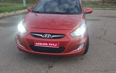 Hyundai Solaris II рестайлинг, 2013 год, 690 000 рублей, 1 фотография