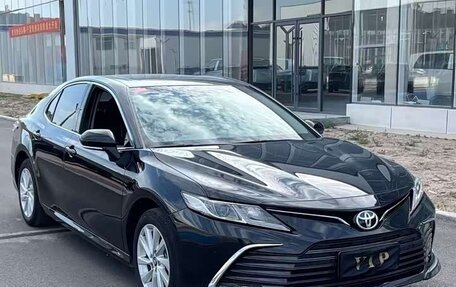 Toyota Camry, 2022 год, 2 300 000 рублей, 1 фотография