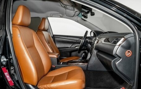 Toyota Camry, 2016 год, 2 380 000 рублей, 6 фотография