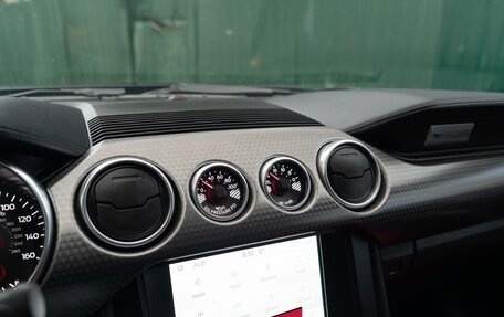 Ford Mustang VI рестайлинг, 2022 год, 4 590 000 рублей, 22 фотография