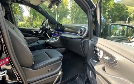 Mercedes-Benz V-Класс, 2024 год, 14 000 000 рублей, 17 фотография