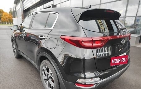 KIA Sportage IV рестайлинг, 2020 год, 2 490 000 рублей, 3 фотография