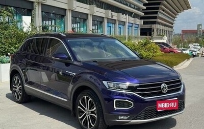 Volkswagen T-Roc I, 2021 год, 1 570 000 рублей, 1 фотография