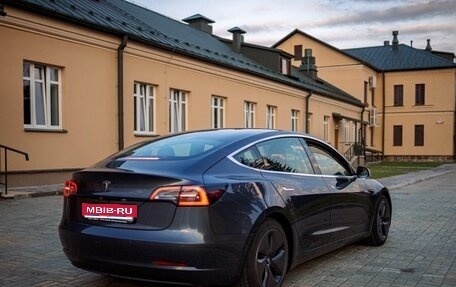 Tesla Model 3 I, 2019 год, 2 650 000 рублей, 1 фотография