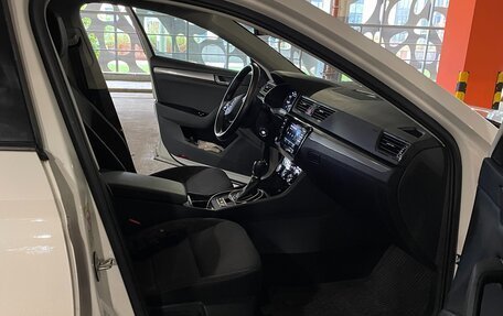 Skoda Superb III рестайлинг, 2020 год, 2 700 000 рублей, 10 фотография