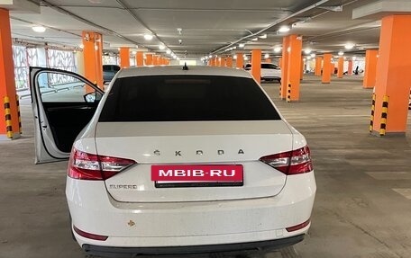 Skoda Superb III рестайлинг, 2020 год, 2 700 000 рублей, 4 фотография