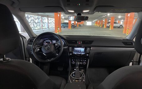 Skoda Superb III рестайлинг, 2020 год, 2 700 000 рублей, 14 фотография
