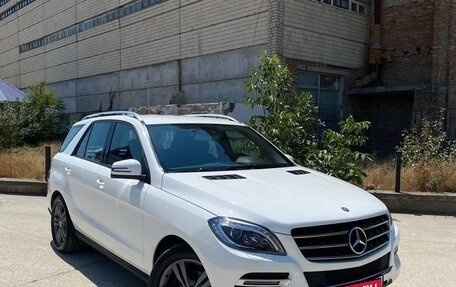 Mercedes-Benz M-Класс, 2013 год, 3 500 000 рублей, 6 фотография