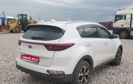 KIA Sportage IV рестайлинг, 2021 год, 2 355 000 рублей, 5 фотография