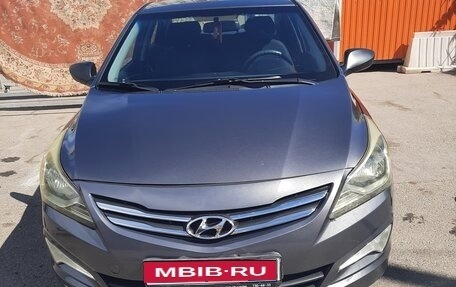 Hyundai Solaris II рестайлинг, 2014 год, 970 000 рублей, 1 фотография