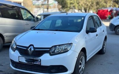 Renault Logan II, 2017 год, 450 000 рублей, 1 фотография