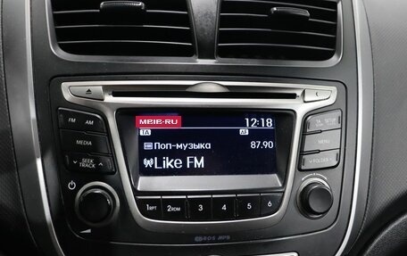 Hyundai Solaris II рестайлинг, 2016 год, 1 080 000 рублей, 18 фотография