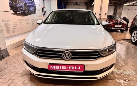 Volkswagen Passat B8 рестайлинг, 2016 год, 1 530 000 рублей, 2 фотография